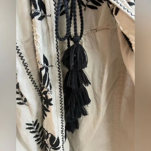 ZARA Linen/Cotton BOHO Embroidered open Front Blouse with tassels. M - Picture 6 of 13